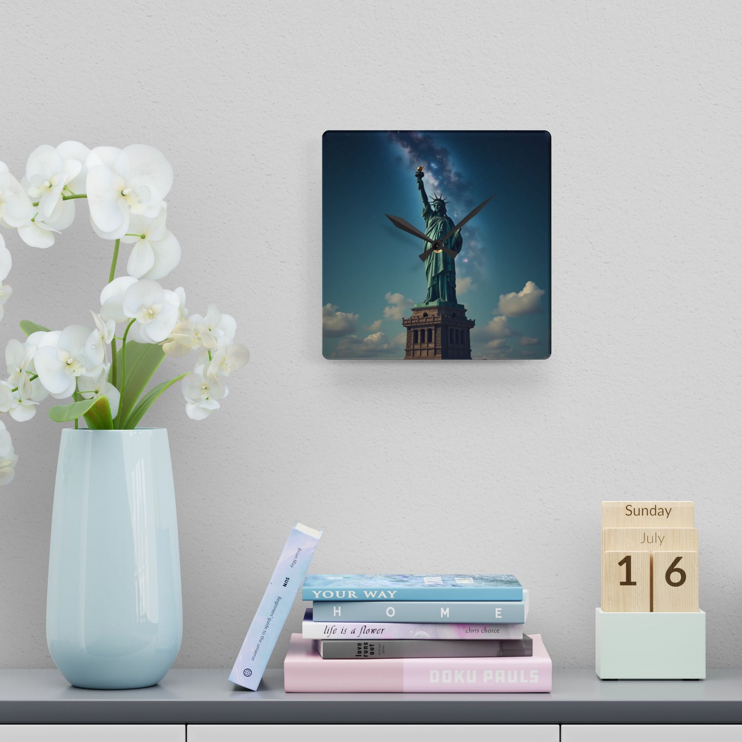Luz Eterna sobre la Tierra - Reloj de Pared en Acrílico Transparente