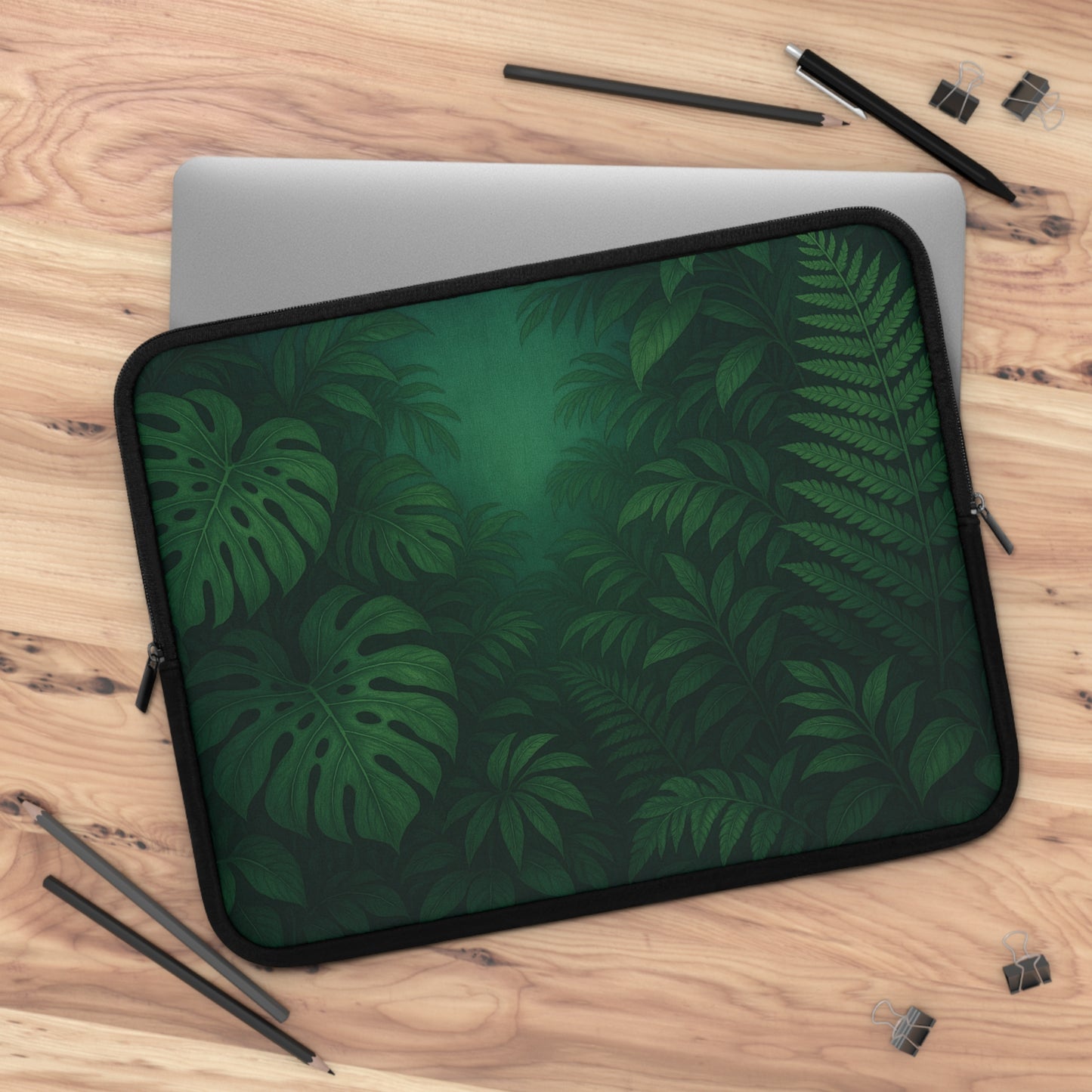 Jungla Silenciosa - Funda Portátil de 17''