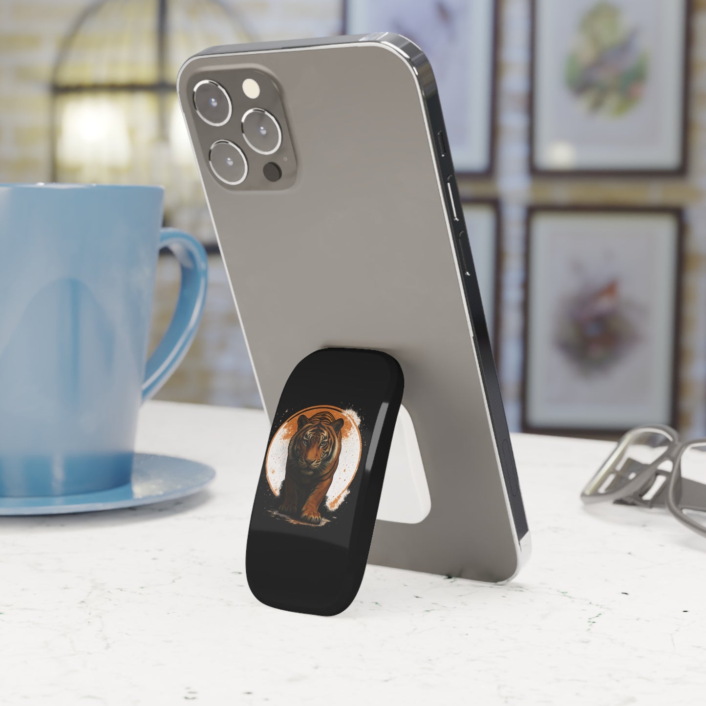 Tiger Phone Grip - Click-On Style for Easy Handling & Support